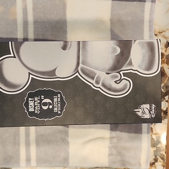 Disney Vinylmation 9" Monster - Picture 2 of 2